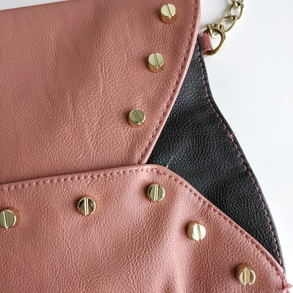 Steve Madden Vegan leather envelope purse - Picture 3 of 8